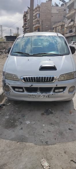 هيونداي ستاريكس 1998 - صورة 2