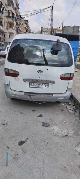 هيونداي ستاريكس 1998 - صورة 3