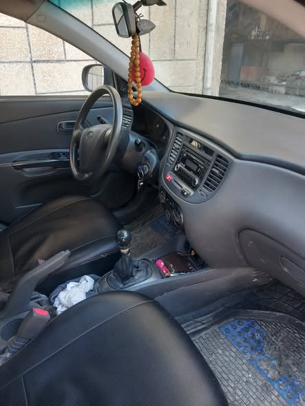 كيا ريو 2011 - صورة 5