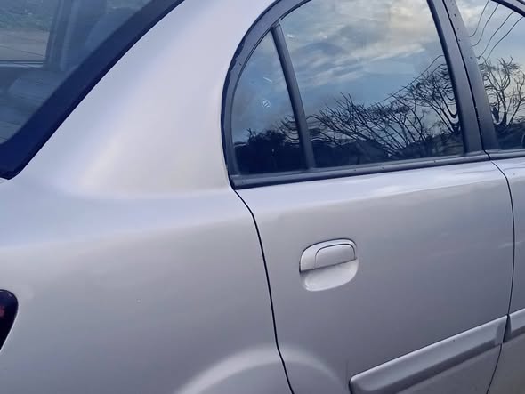 كيا ريو 2011 - صورة 2