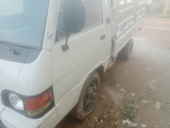 كيا بونغو 1996 - صورة 2