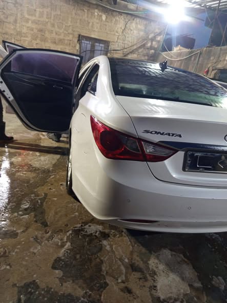 هيونداي سوناتا 2010 - صورة 3