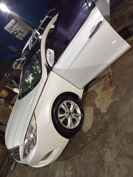 هيونداي سوناتا 2010 - صورة 4