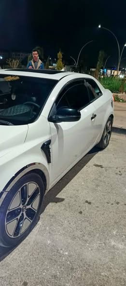 كيا فورتي 2012 - صورة 3