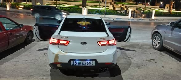 كيا فورتي 2012 - صورة 4