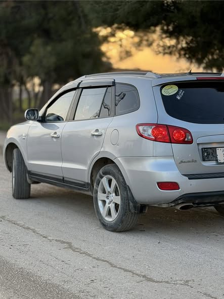 هيونداي سانتافي 2008 - صورة 4