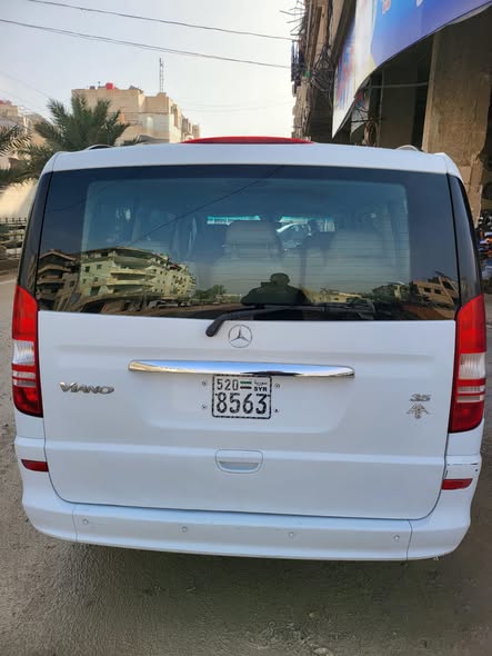 مرسيدس فيانو 2013 - صورة 1