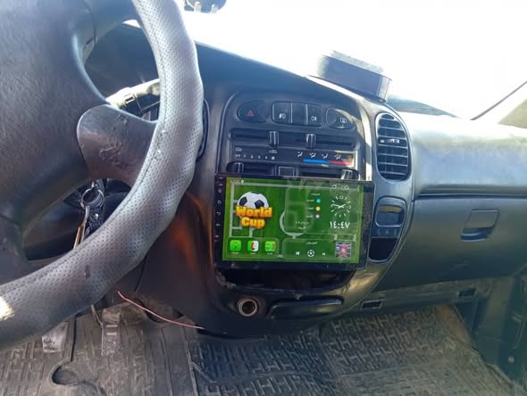 هيونداي ستاريكس 2004 - صورة 3