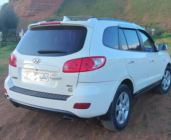 هونداي سنتافيه 2008 - صورة 3