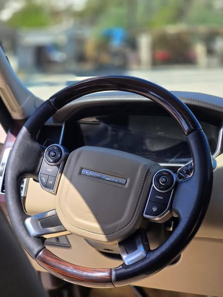 رانج روفر فوك 2015 - صورة 2