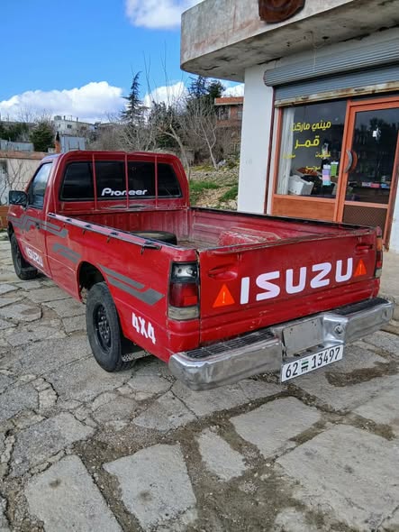 إيسوزو بيك أب 1992 - صورة 2