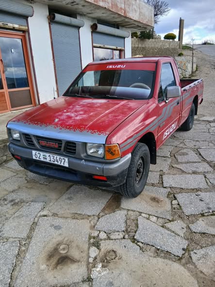 إيسوزو بيك أب 1992 - صورة 3