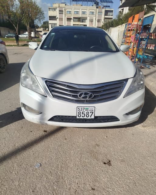 هيونداي ازيرا 2011