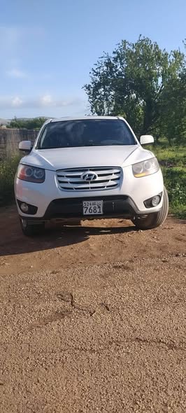 هيونداي سنتافي 2010 - صورة 5