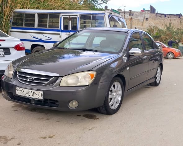 كيا سبكترا 2004 - صورة 3