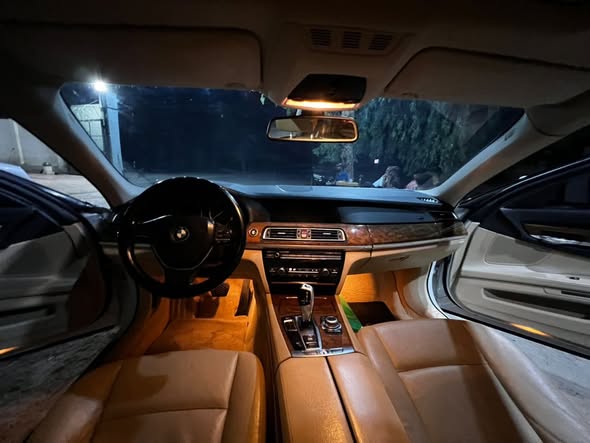 بي إم دبليو 750 2012 - صورة 3