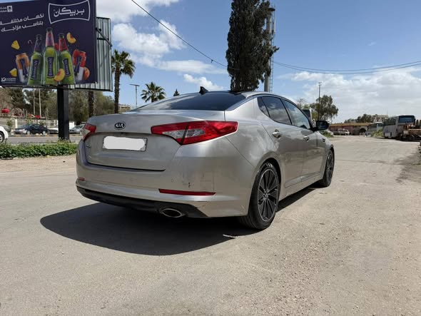 كيا K5 2011 - صورة 1