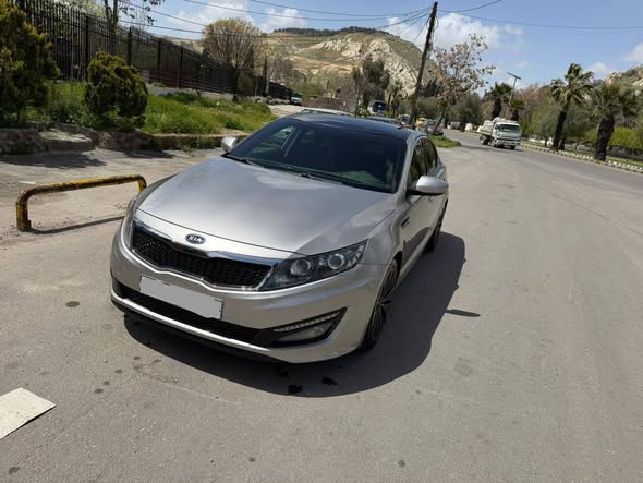 كيا K5 2011 - صورة 2