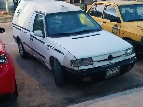 سكودا بيك أب 2000 - صورة 3