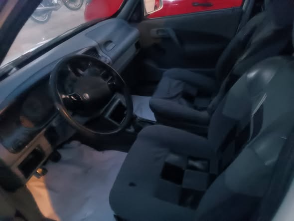 سكودا بيك أب 2000 - صورة 5