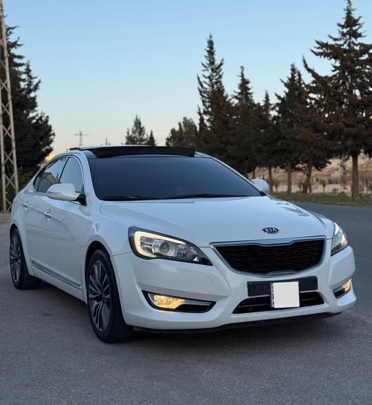 كيا كادينزا 2012 - صورة 2