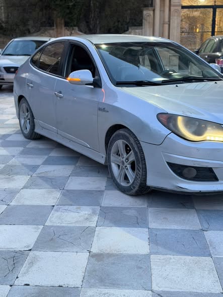 هيونداي افانتي 2011 - صورة 3