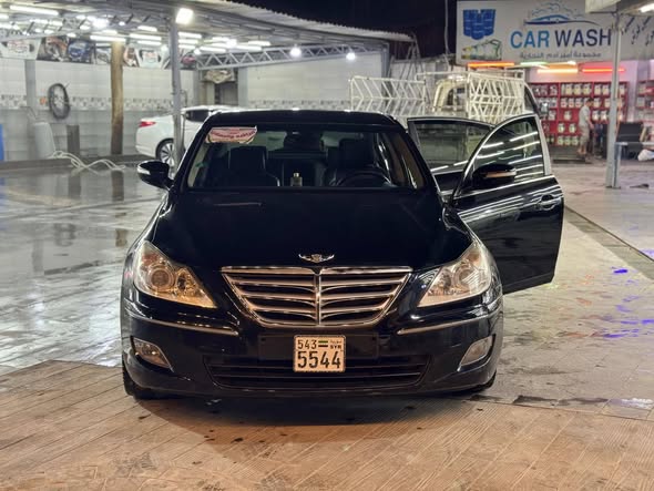 هيونداي جينسيس 2010 - صورة 3