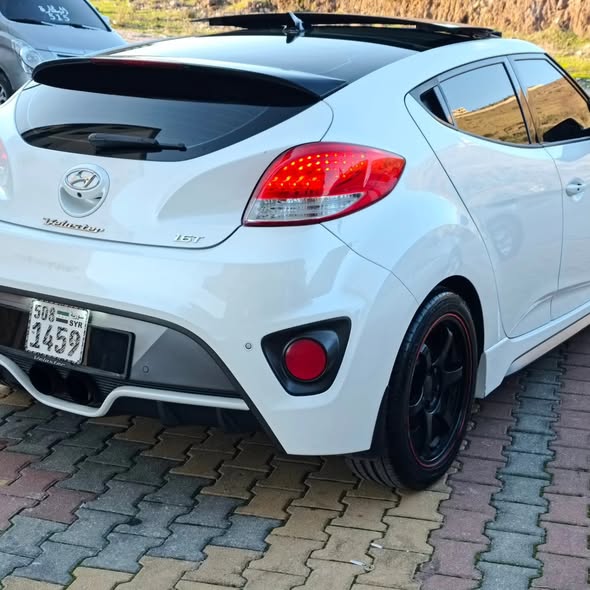 هيونداي Veloster 2013 - صورة 3
