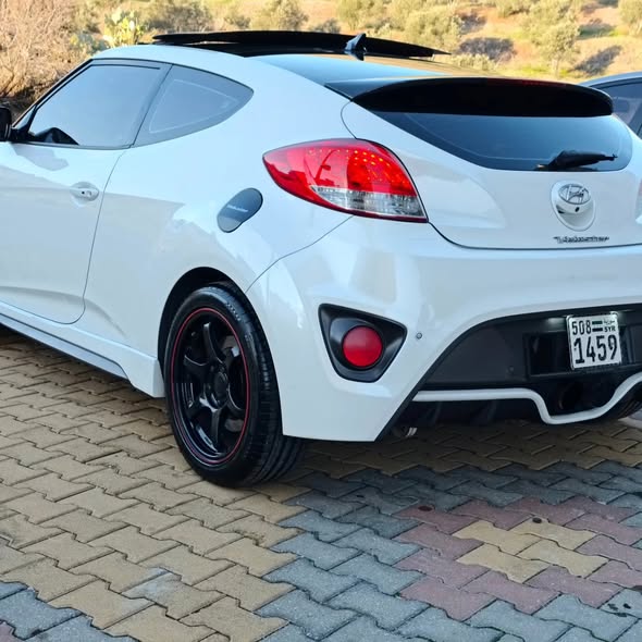 هيونداي Veloster 2013 - صورة 4