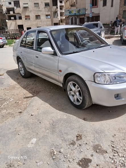 هوندا سيتي 2001 - صورة 1
