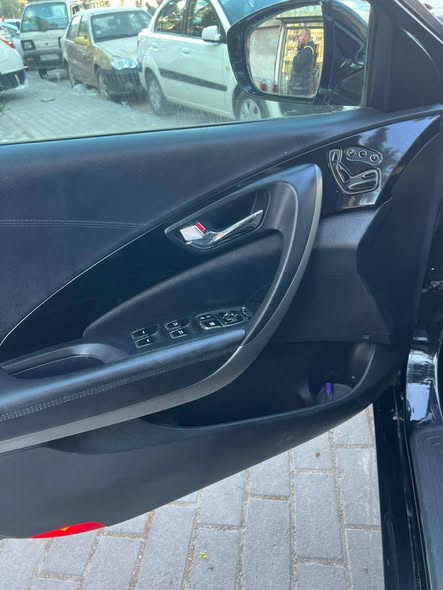 هيونداي ازيرا 2013 - صورة 5