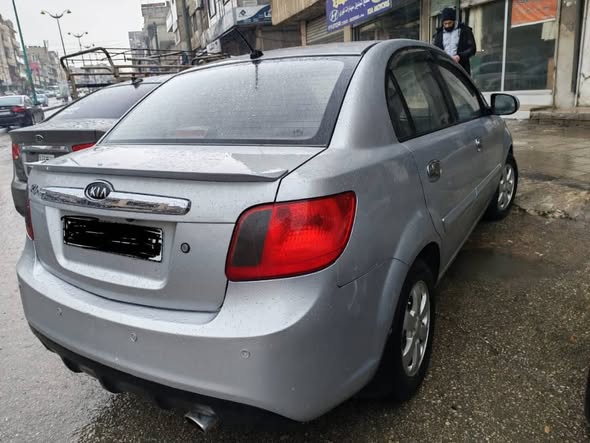 كيا ريو 2011 - صورة 3