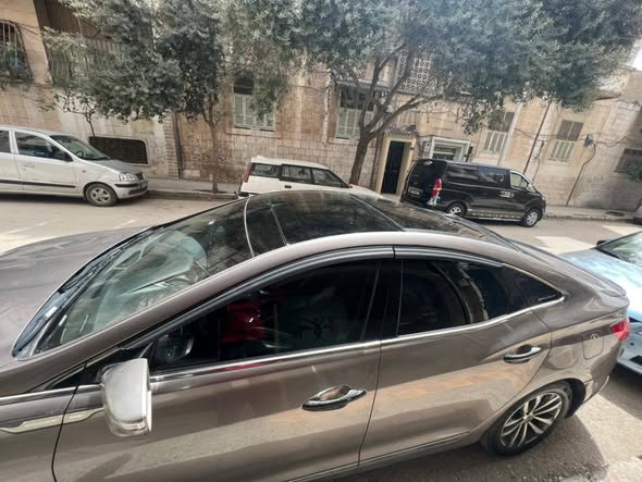 هيونداي ازيرا 2012 - صورة 2