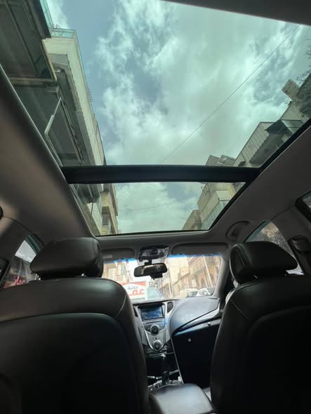 هيونداي ازيرا 2012 - صورة 5