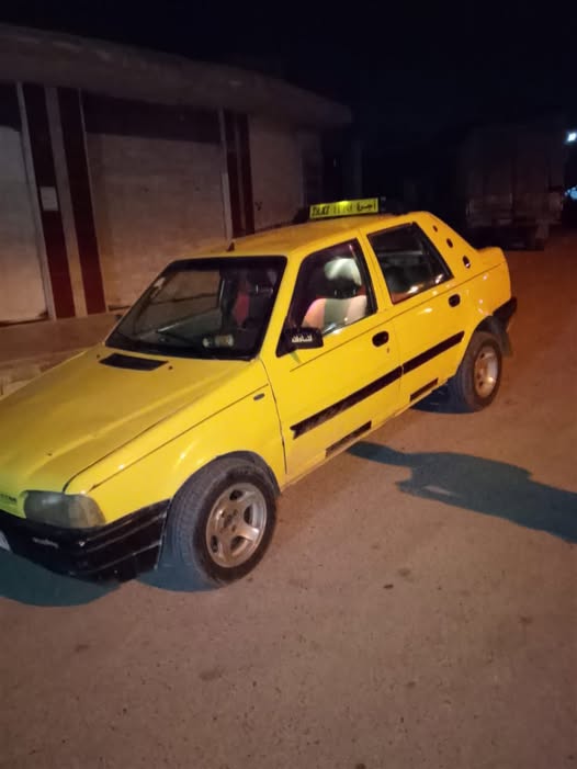 داسيا سوبرنوفا 2001