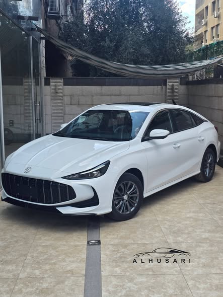 إم جي 5 2025 - صورة 1