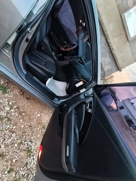 هيونداي ازيرا 2015 - صورة 2