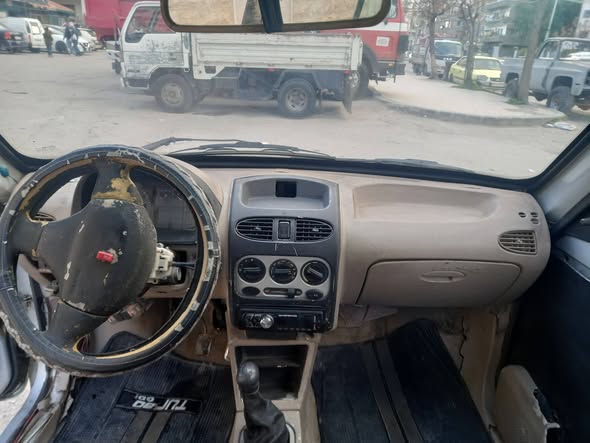 جيلي فلاير 2003 - صورة 3