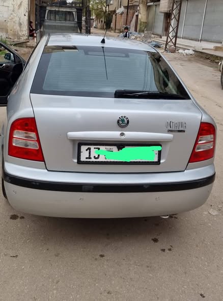 سكودا تور 2003 - صورة 2