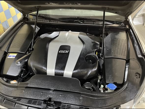 هيونداي سنتنيال 2012 - صورة 3