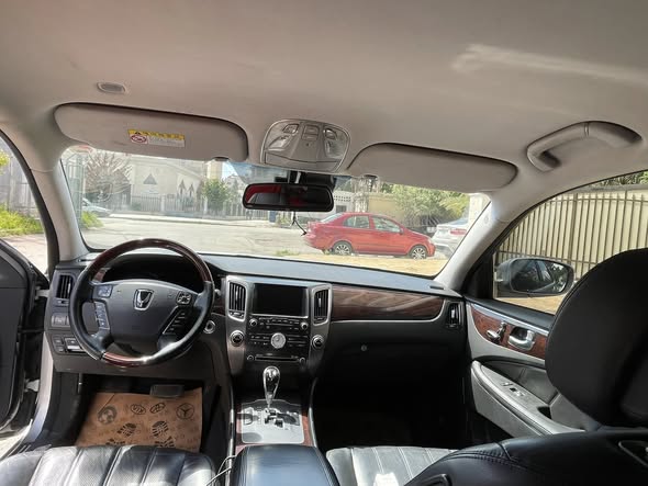 هيونداي سنتنيال 2012 - صورة 4