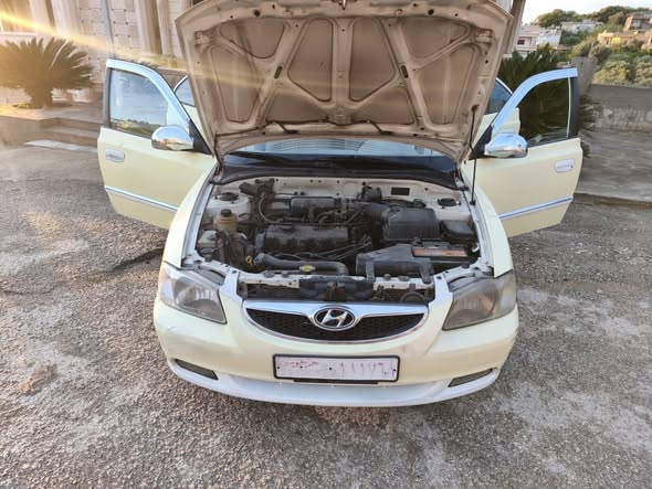 هيونداي فيرنا 2011 - صورة 3