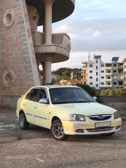 هيونداي فيرنا 2011 - صورة 4