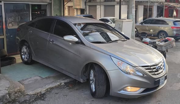 هونداي سوناتا 2010 - صورة 3