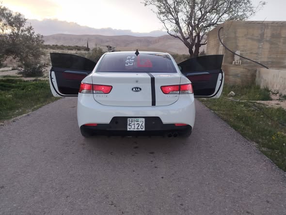 كيا فورتي 2010 - صورة 2