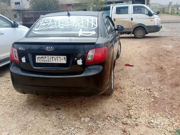 كيا ريو 2010 - صورة 1