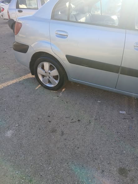 كيا ريو 2008 - صورة 5