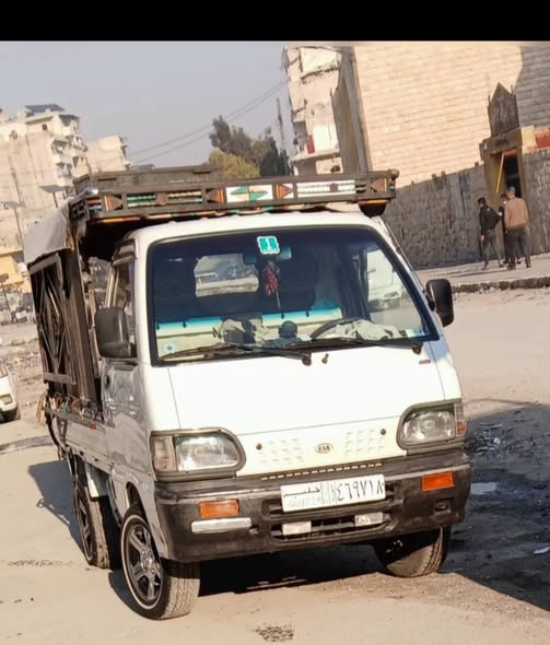 كيا تاونر 1999 - صورة 3