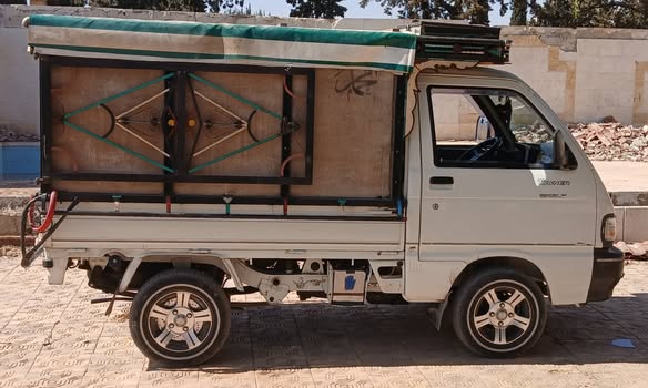 كيا تاونر 1999 - صورة 5