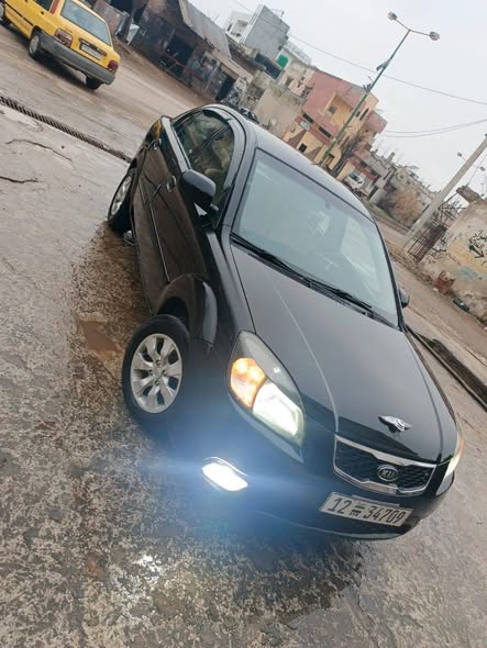 كيا ريو 2010 - صورة 1